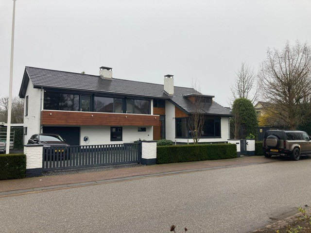 Dakrenovatie en betimmering balkon Delden